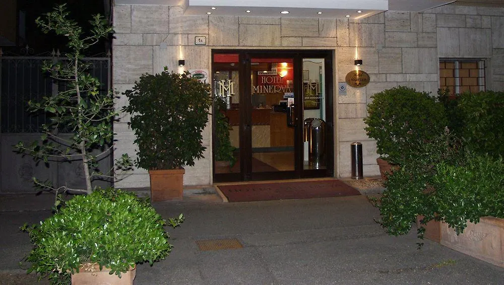Hotel Minerva رافيننا