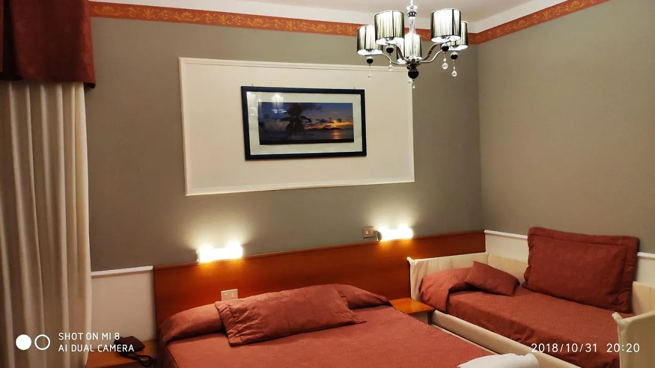 Hotel Minerva رافيننا