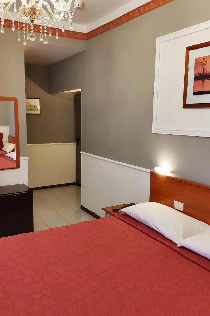 ***  Hotel Minerva رافيننا إيطاليا