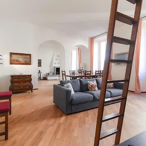 https://via-natta-15-como-lake-apartment.it-lombardy.com