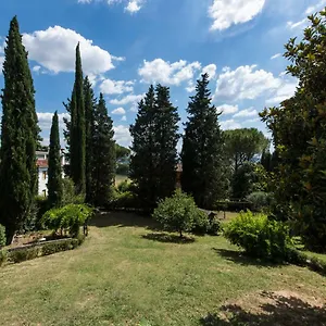 https://fabulous-florentine-villa-in-the-city.it-tuscanyhotel.com
